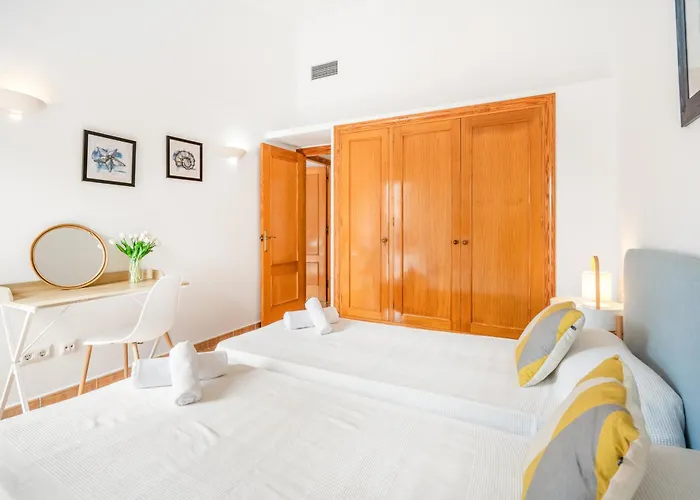 Libra * Cala en Forcat