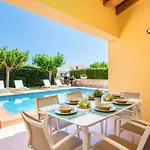 Libra Villa *